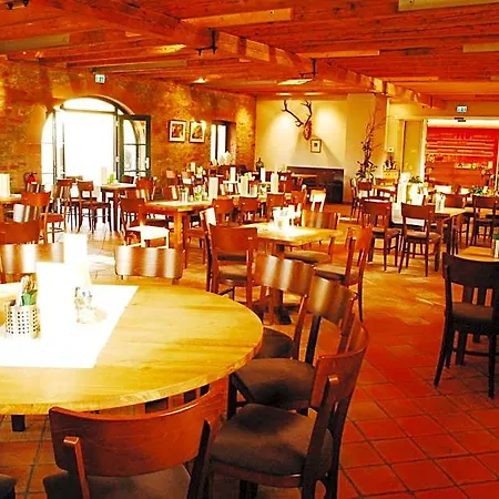 Kaefernberg - Weinhotel Hotel Alzenau in Unterfranken