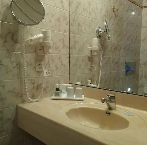 Ξενοδοχείο Kaefernberg - Weinhotel 3*